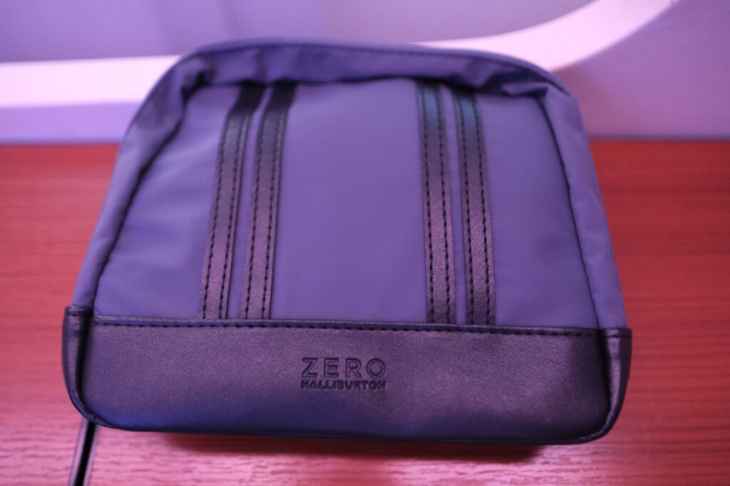 Zero amenity kit bag