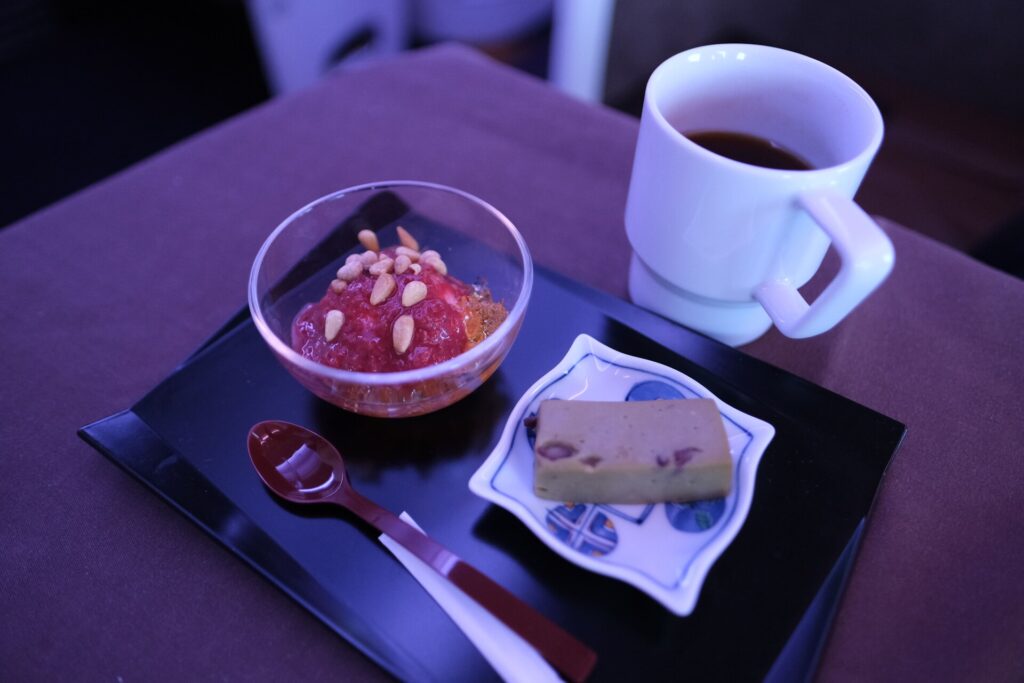 JAL First Class Japanese style Matcha cream cake and an Alcoholic Ice Cream dessert.
