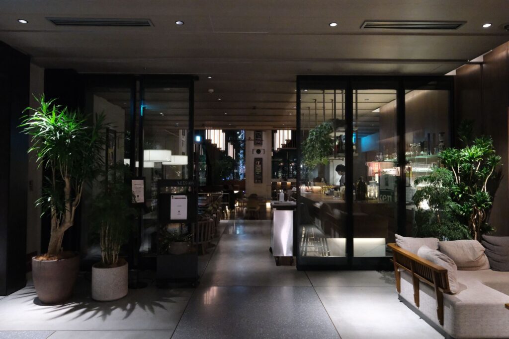 The Hamacho hotel restaurant area and bar