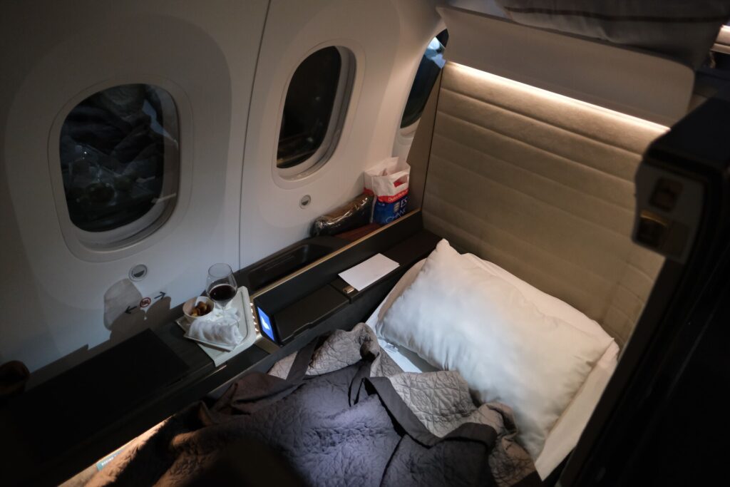 Oman Air first class Seat 1K in sleep mode.