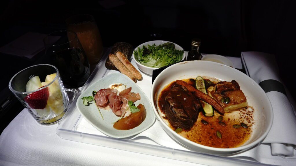 The LATAM business class main meal