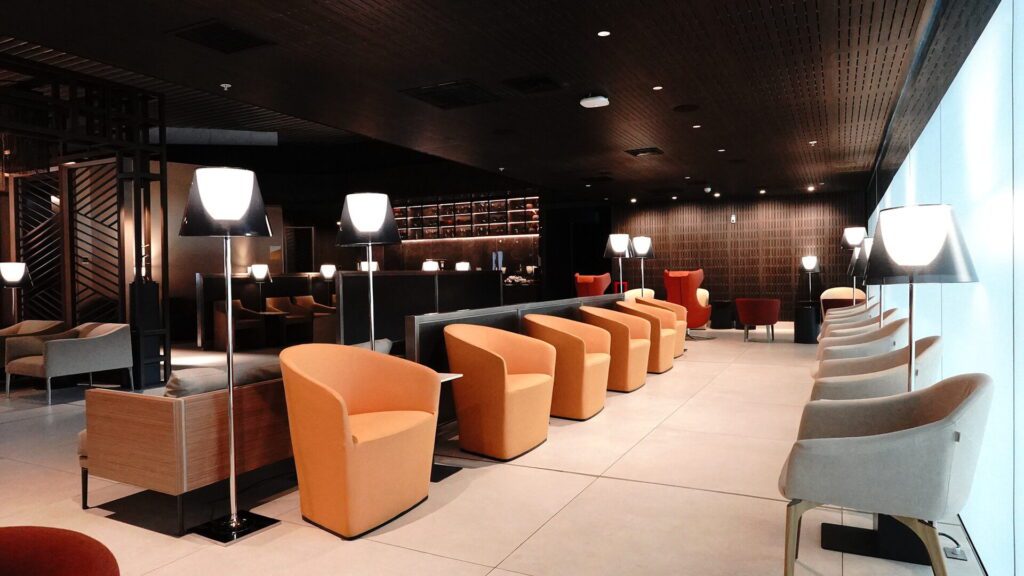 More lounge seating areas