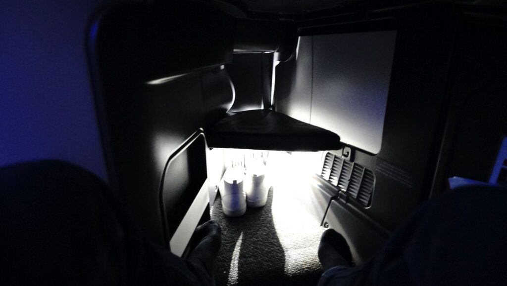 Air Canada Business Class seat 6K footwell and light