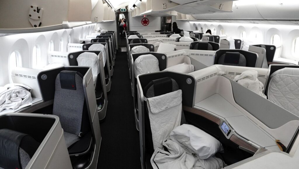 Air Canada B787 business class seating