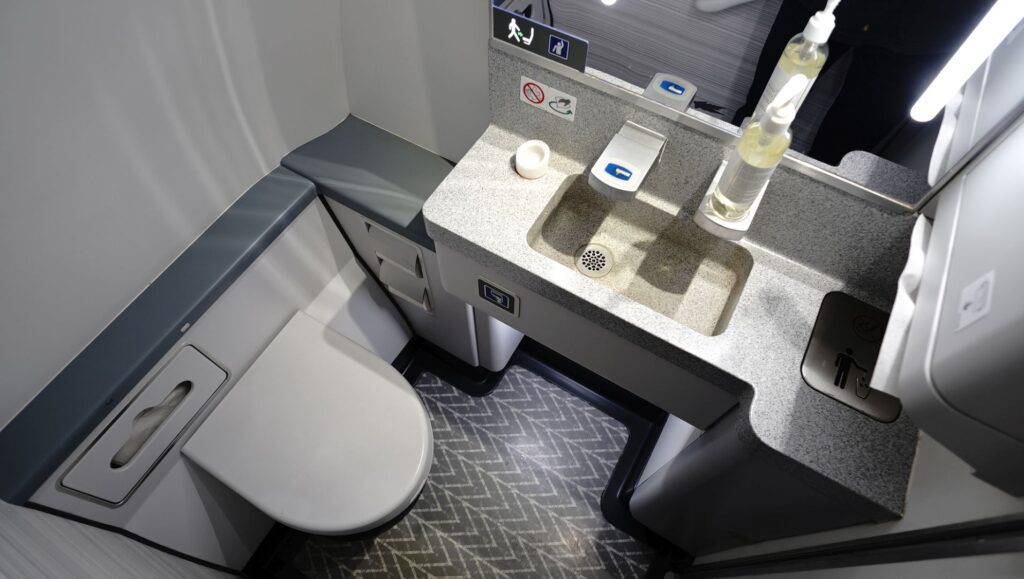 Air Canada A220-300 Business Class Bathroom 