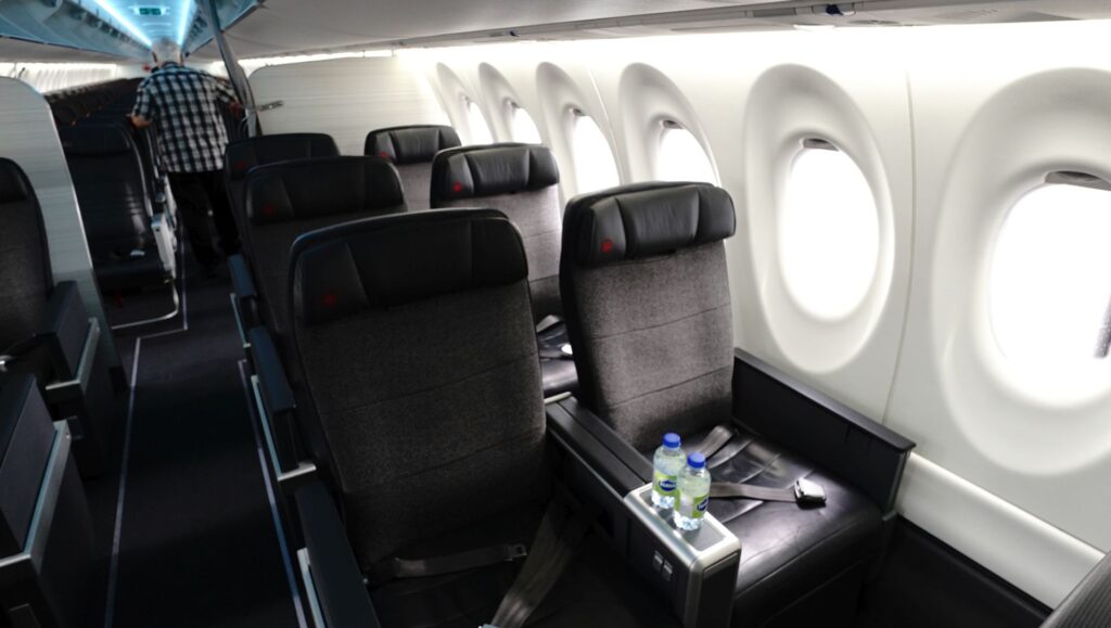 Air Canada A220-300 Business Class seating