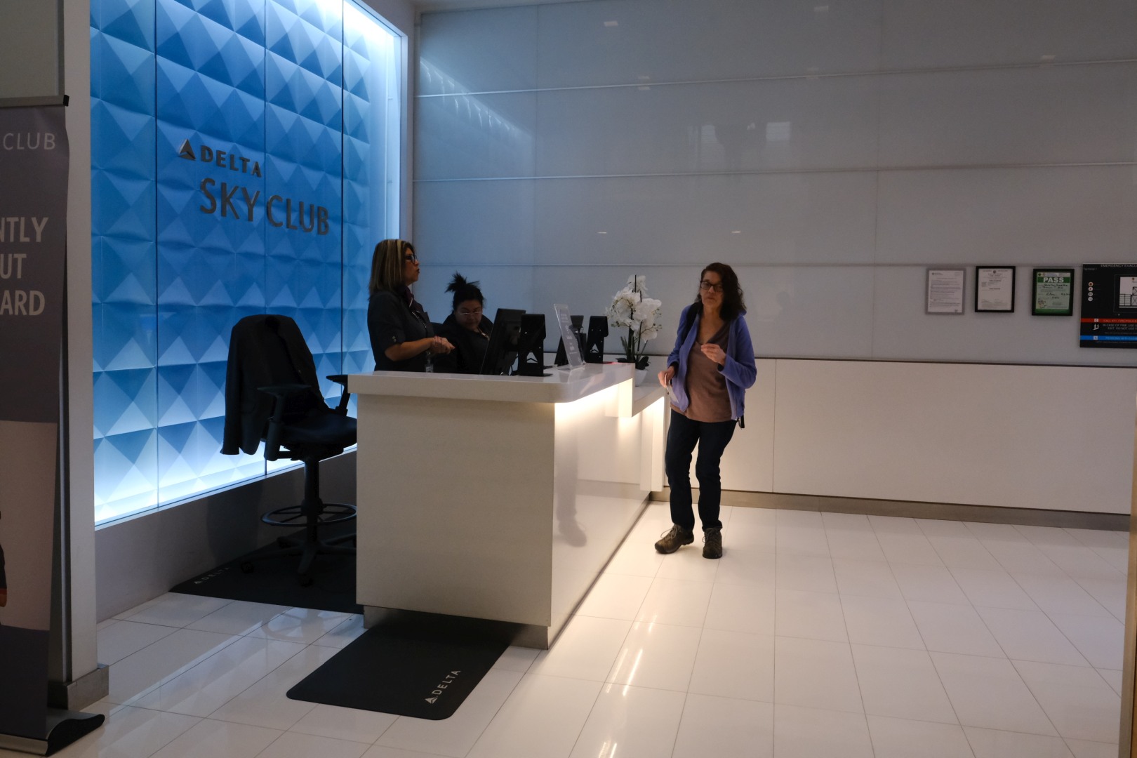 Delta Sky Club Lounge at San Francisco SFO Terminal 2 C Concourse