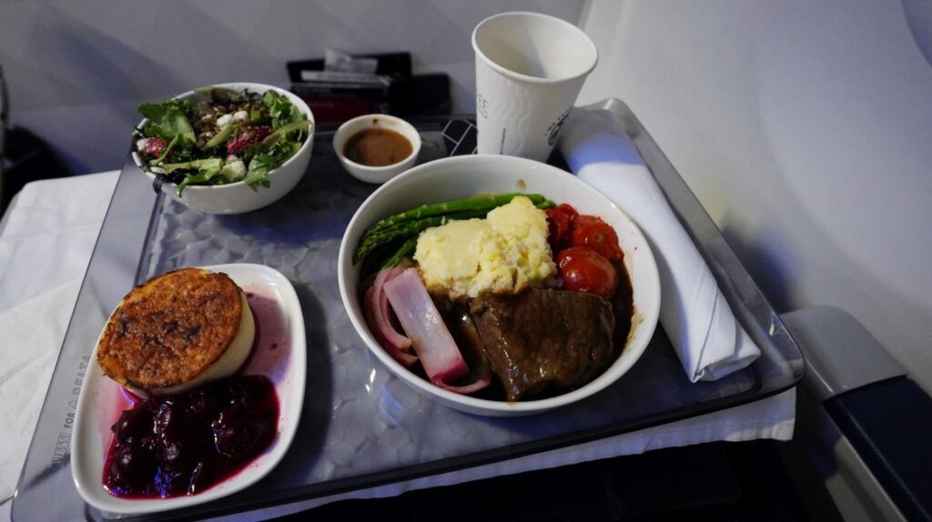 Delta domestic business class meal service