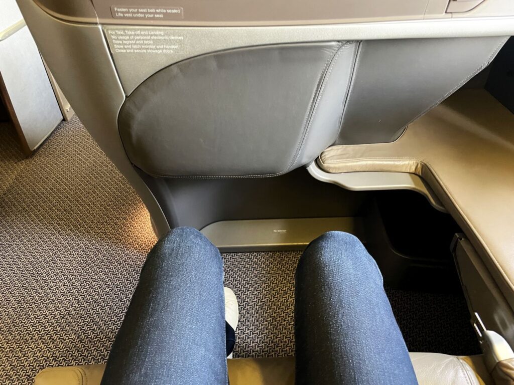Tons of footspace in this seat!