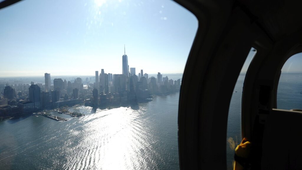 Approaching downtown over the Hudson
