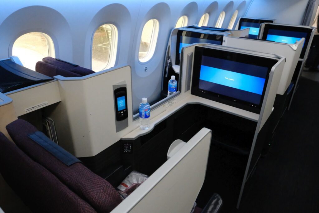 Redeem Alaska Airlines miles for JAL's Apex Suites business class