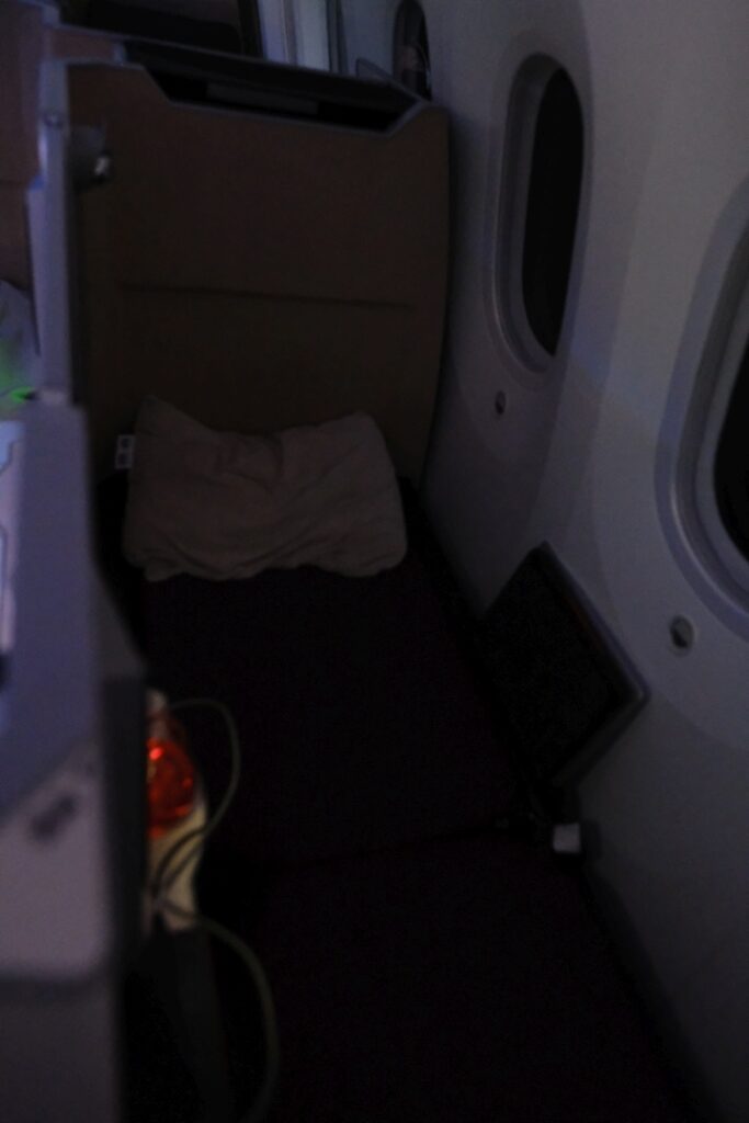Seat 8A in sleep mode (without light)