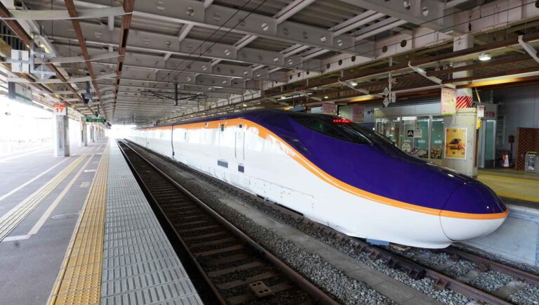 JR East Yamagata Shinkansen E8 Standard Class Tokyo to Shinjo