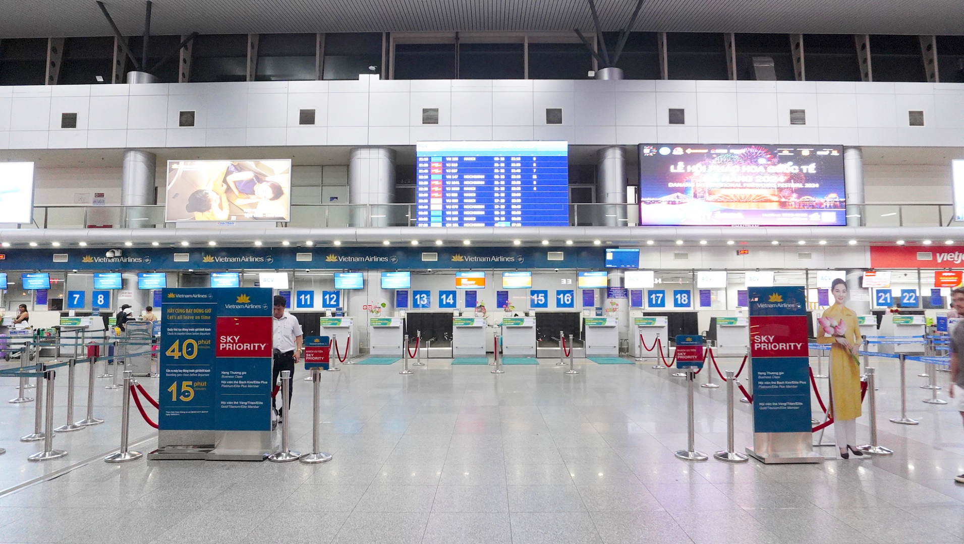 Vietnam Airlines A321 Business Class Da Nang to Ho Chi Minh City
