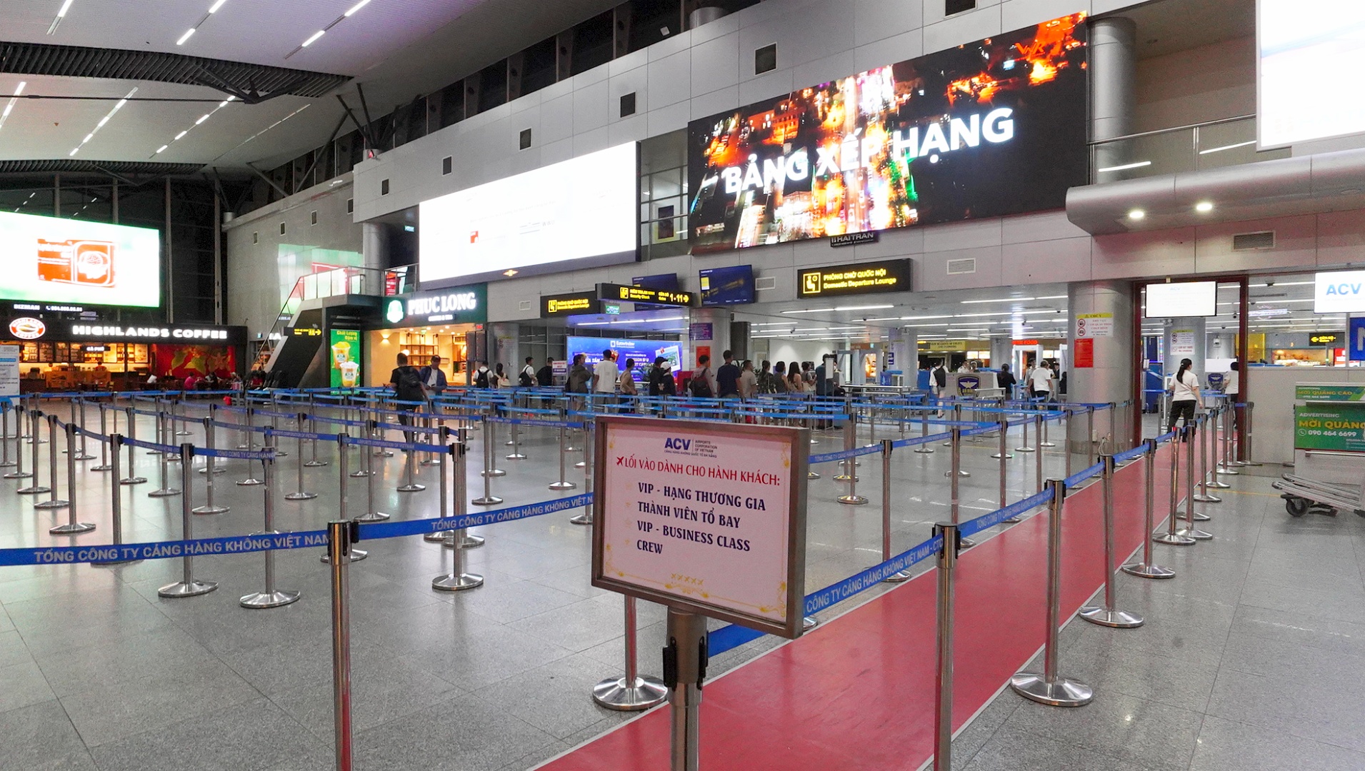 Vietnam Airlines A321 Business Class Da Nang to Ho Chi Minh City