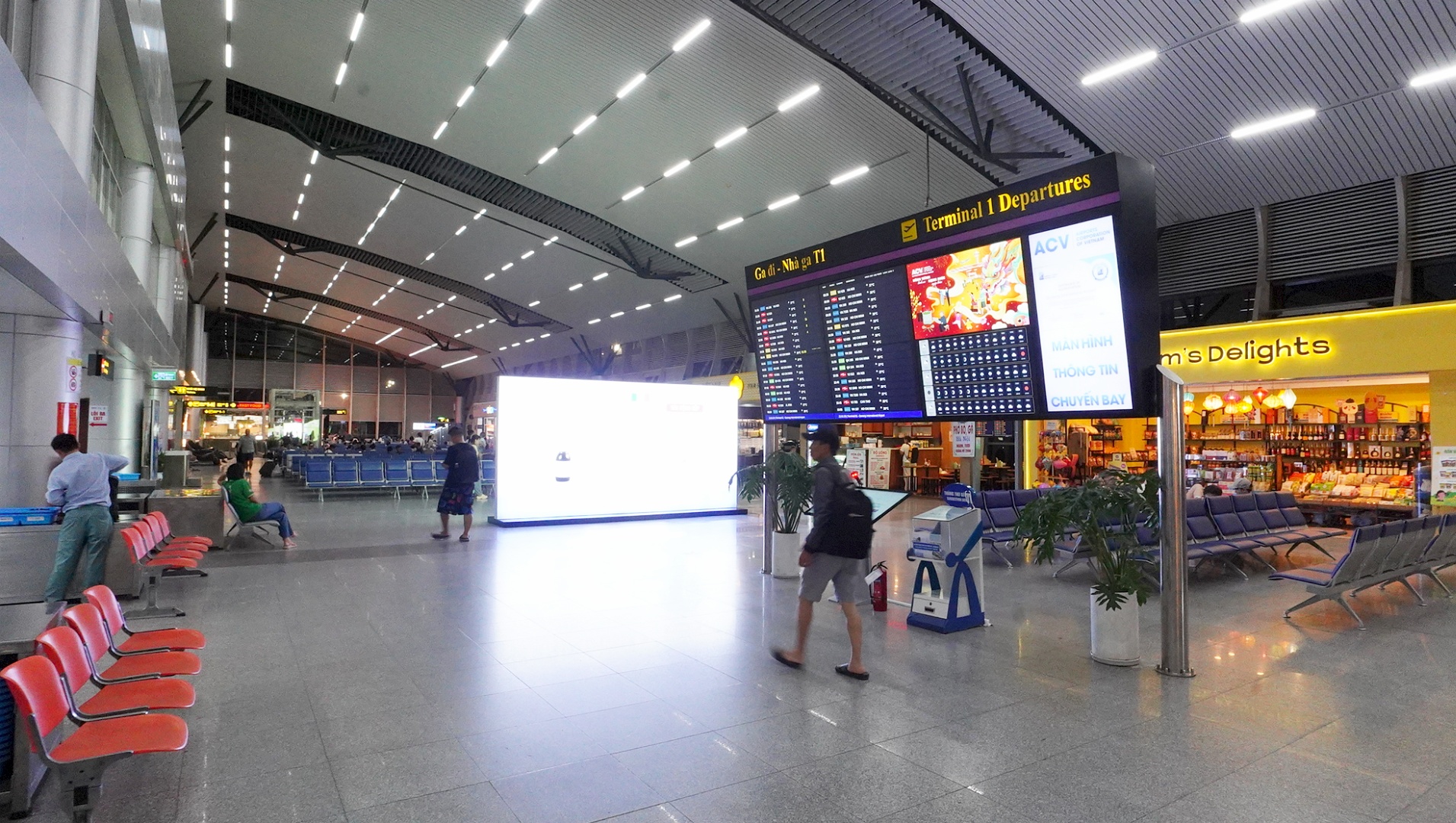 Vietnam Airlines A321 Business Class Da Nang to Ho Chi Minh City