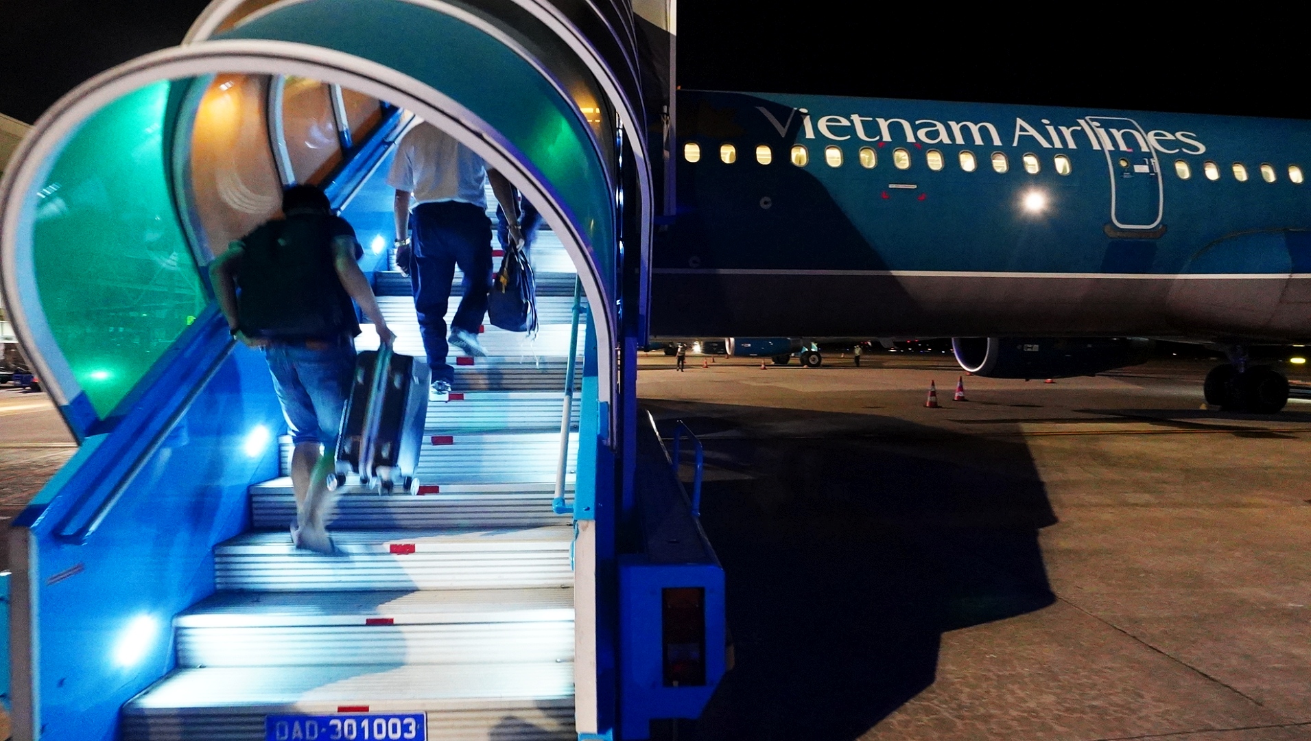 Vietnam Airlines A321 Business Class Da Nang to Ho Chi Minh City